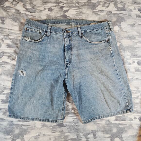 4 Wrangler Denim Shorts Halloween Costume Distressed Destroyed Thrashed Men's 38 - Picture 2 of 12